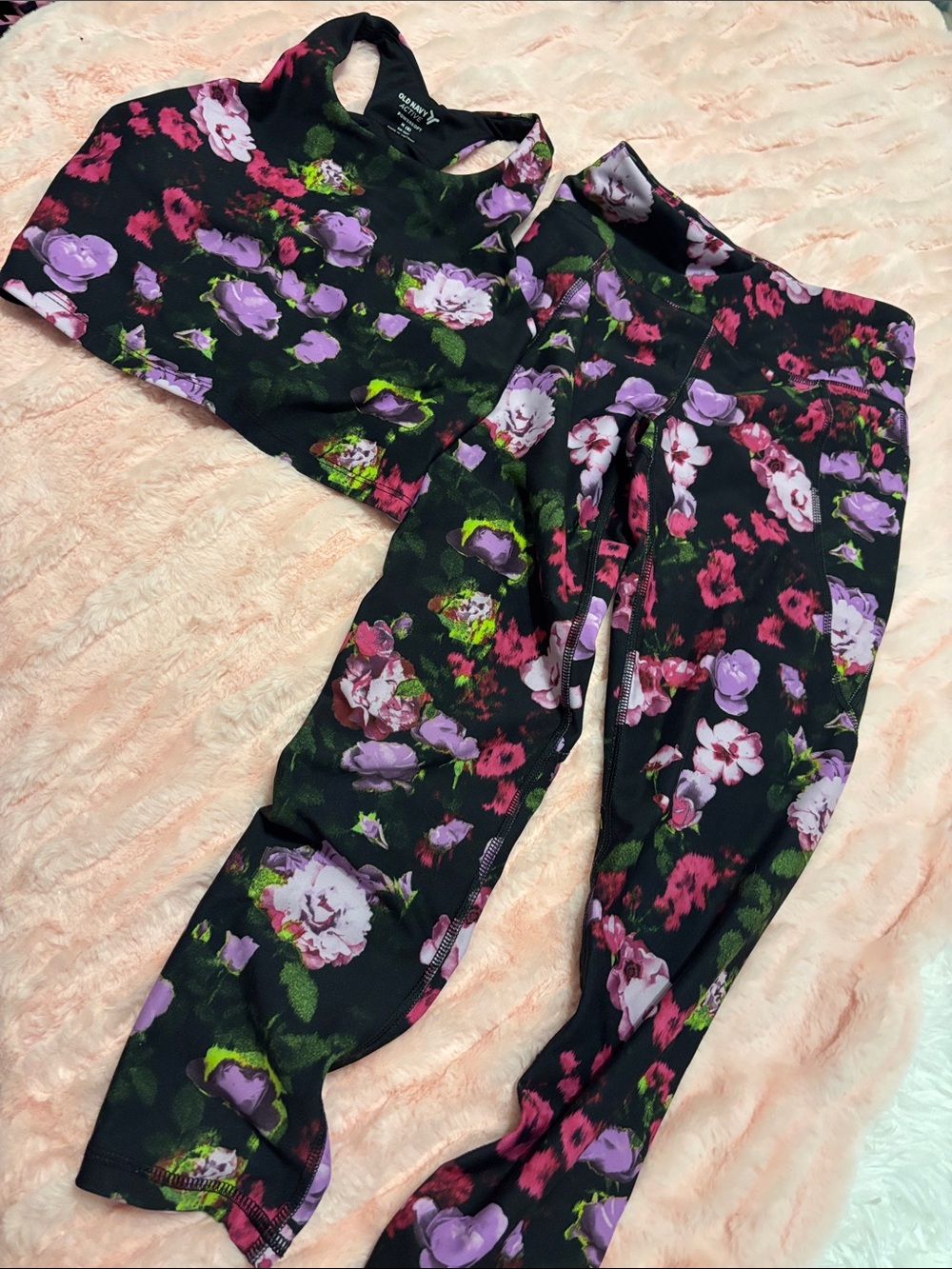 Old Navy Black Floral Active Set with Purple & Pink Flowers Girl 8 Like New